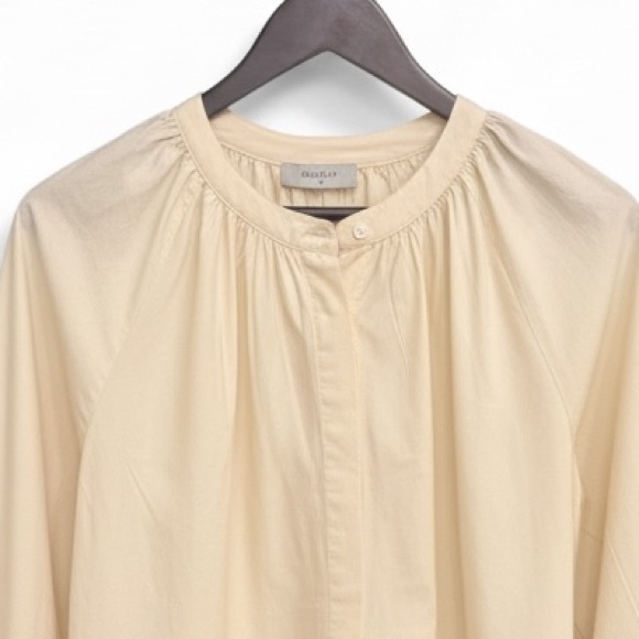 Bailey Cream Blouse with Ruffle Cuffs - Picture 3 of 5